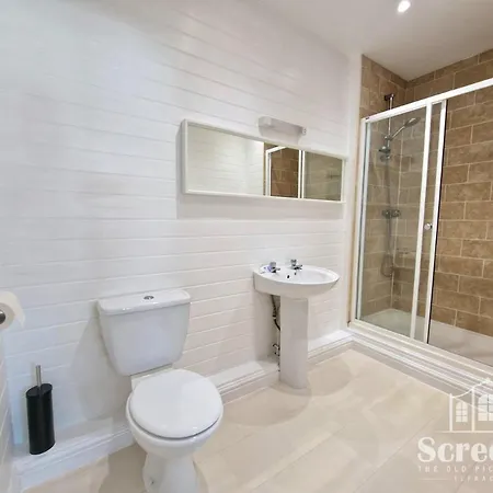 4 Bedroom 'Screen6' By Tunnels Beaches In A Historic Building Ilfracombe Exterior foto